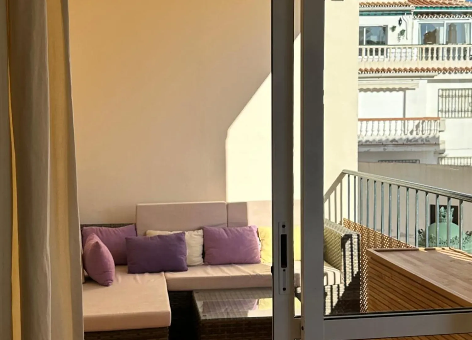 Tiyoweh Apartment Nerja 0*,