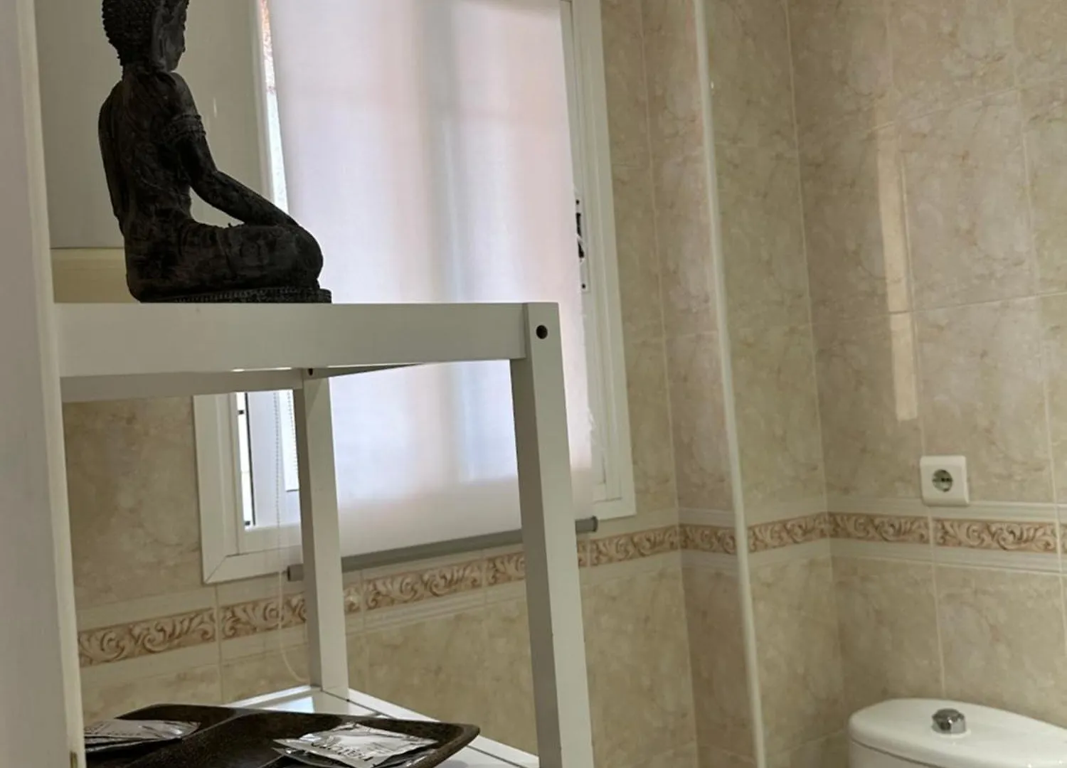 Tiyoweh Apartment Nerja