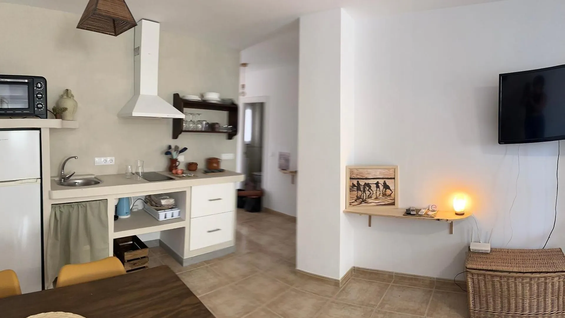 Tiyoweh Apartment Nerja