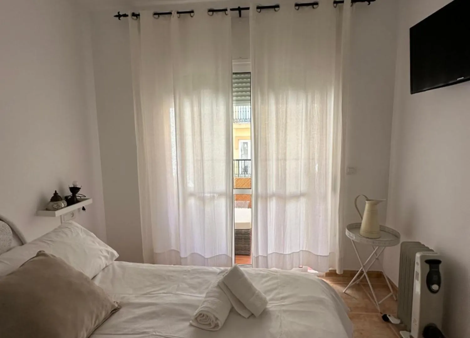 Tiyoweh Apartment Nerja